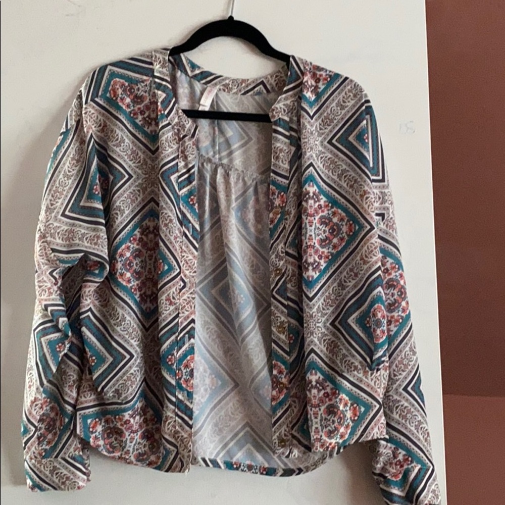 Patterned blouse
